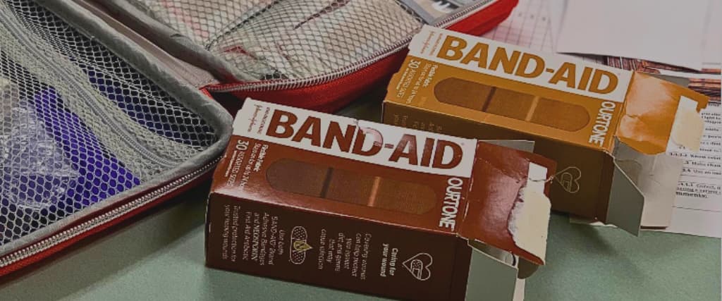 How to Manage Allergy to Adhesive Bandages and Tapes – MY Healthy Balance
